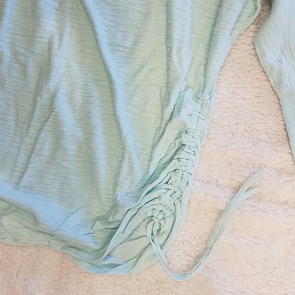 Express sweater - Picture 2 of 3